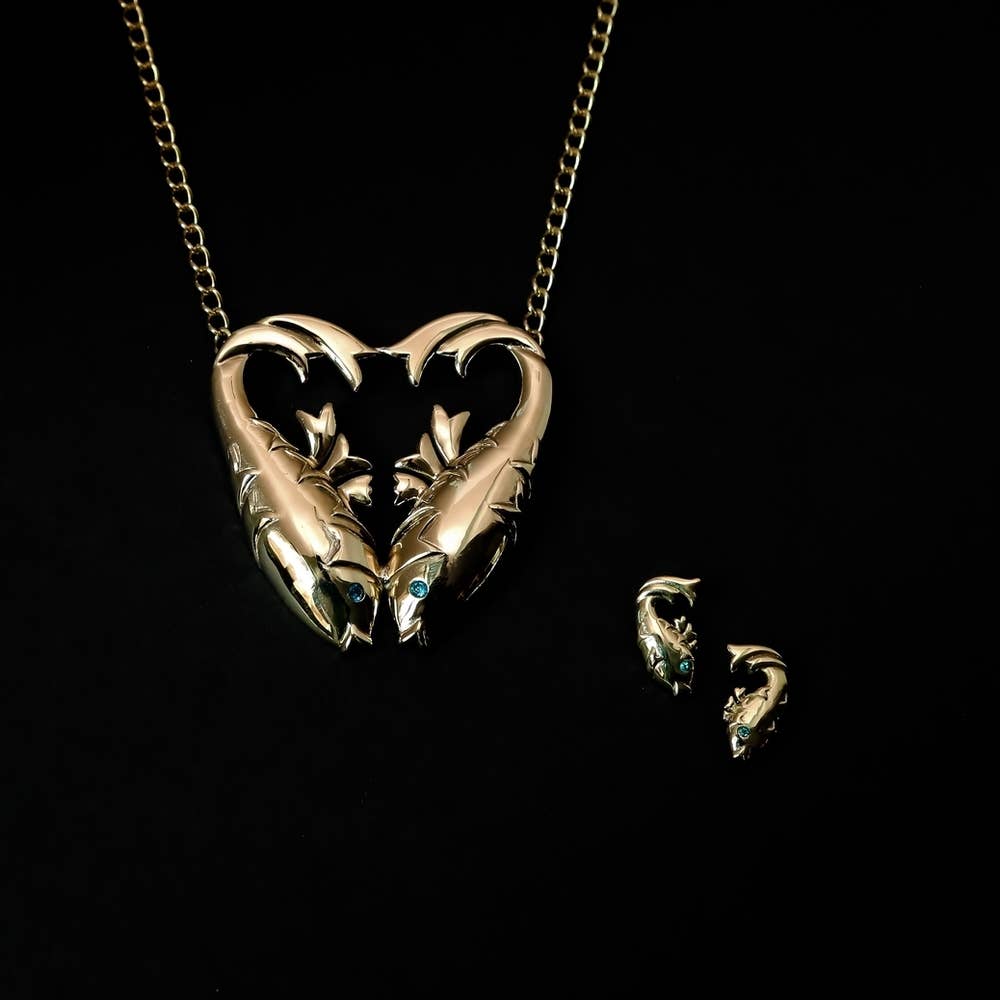 Brass double fish  heart aquamarine pendant Necklace